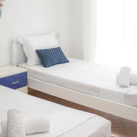 Nano Appartement Golem (Tirana)